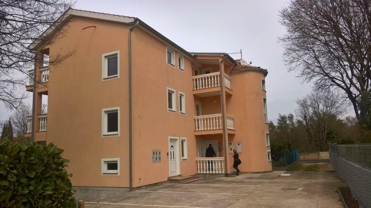 Apartment Poleti Malinska Extérieur photo